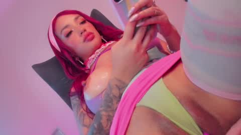 Snapshot of hazeeell chatting on 02.21.25 Marie online show from 02.21.25