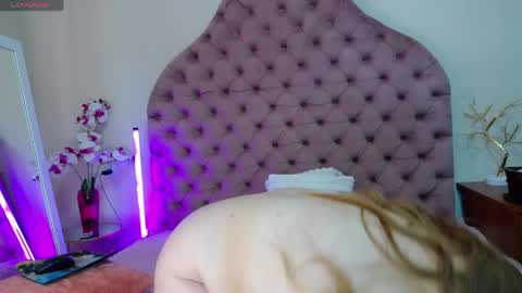Snapshot of hazel_agata chatting on 04.01.26 Agata online show from 04.01.26