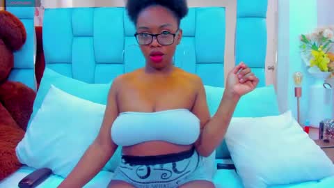 hazel_lanee online show from 04.26.26