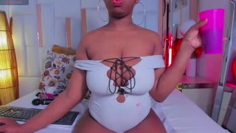 hazel_lanee online show from 06.01.26