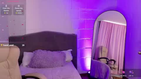 HAZEL LYNN ROSS online show from 06.25.26