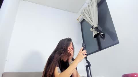 Snapshot of hazel_shy chatting on 01.17.26 Im Hazel online show from 01.17.26