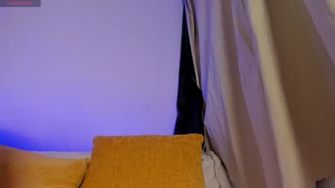 Im Hazel online show from 04.10.26