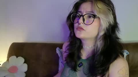Snapshot of hazelbrownn23 chatting on 05.27.26 Hazel Brown online show from 05.27.26
