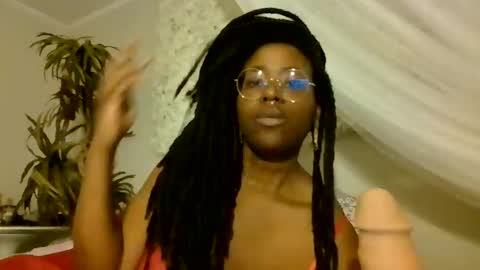 Hazel Hanes online show from 01.10.26