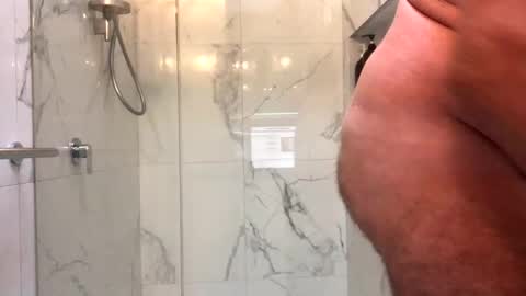 Snapshot of hb2283 chatting on 11.08.25 h babe online show from 11.08.25