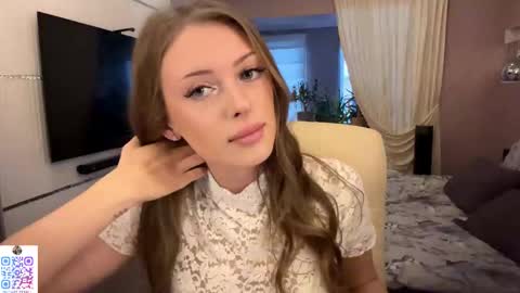 Mona online show from 11.26.25