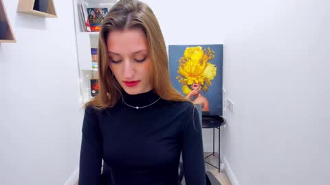 Snapshot of heartedlove_1 chatting on 01.15.25 heartedlove_1 online show from 01.15.25