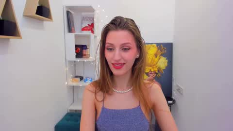 Snapshot of heartedlove_1 chatting on 02.22.25 heartedlove_1 online show from 02.22.25