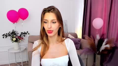 Snapshot of heartedlove_1 chatting on 09.12.25 heartedlove_1 online show from 09.12.25