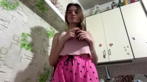 Lili online show from 04.20.26