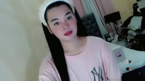 Snapshot of heatmusex_ chatting on 05.27.26 Kylene3 online show from 05.27.26