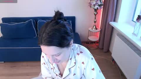 Heaven girl online show from 11.19.25