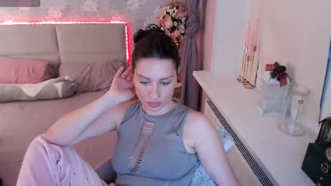 Snapshot of heaven_chloe chatting on 06.30.26 Heaven girl online show from 06.30.26