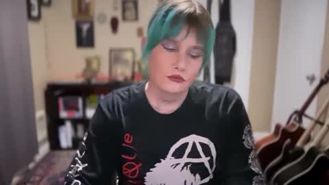 Saoirse online show from 12.02.24