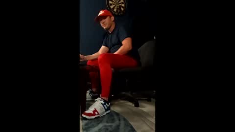 Snapshot of hecatoncheires187420 chatting on 12.14.25 hecatoncheires187420 online show from 12.14.25