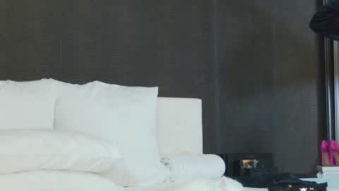 Helen online show from 01.07.25