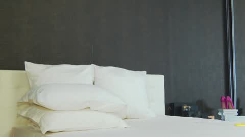 Helen online show from 01.20.25