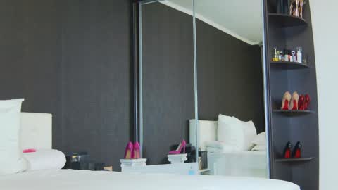 Helen online show from 02.03.25