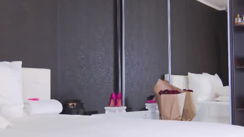 Helen online show from 03.11.25