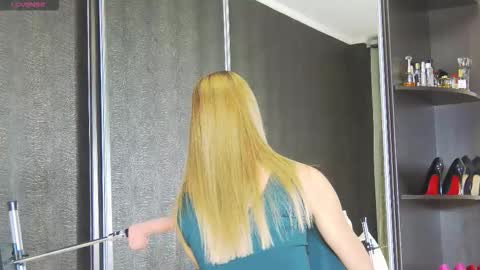 Helen online show from 11.25.25