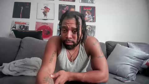 Snapshot of hegotthatlongdick chatting on 02.12.26 BBCakezz3 online show from 02.12.26