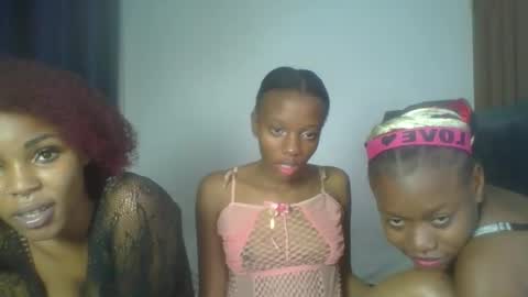heilybunny online show from 04.21.26