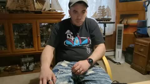 xxScubaStevexx online show from 04.13.26