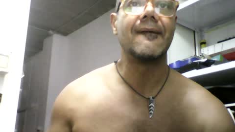 Snapshot of heistt chatting on 07.28.26 Heist Stein online show from 07.28.26