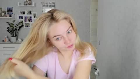 Helen sven online show from 10.15.25