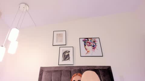 Snapshot of helen_mooree chatting on 01.21.25 Helen online show from 01.21.25