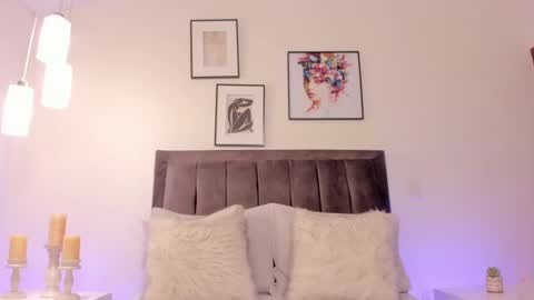 Snapshot of helen_mooree chatting on 02.08.25 Helen online show from 02.08.25