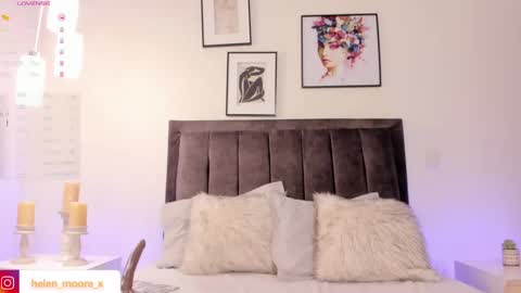 Snapshot of helen_mooree chatting on 02.20.25 Helen online show from 02.20.25