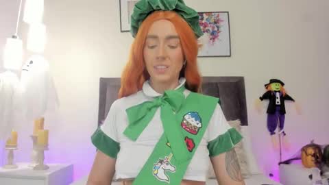 Snapshot of helen_mooree chatting on 11.01.25 Helen online show from 11.01.25