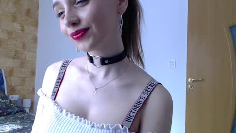 helen_quinn online show from 02.25.25