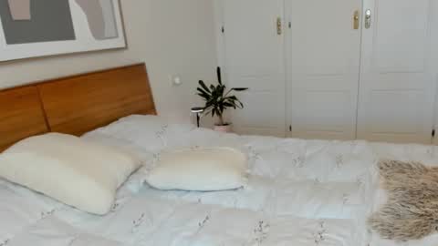 Snapshot of helena_hills chatting on 11.08.25 helena_hills online show from 11.08.25