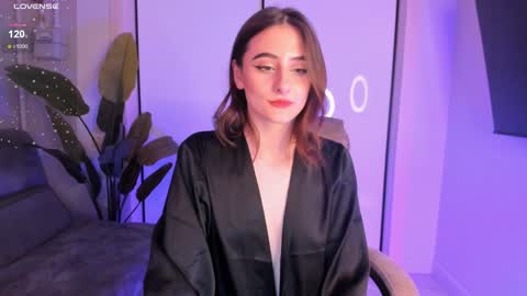 Snapshot of helena_lorente chatting on 12.09.24 Helen online show from 12.09.24