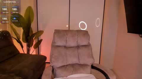 Snapshot of helena_lorente chatting on 01.14.25 Helen online show from 01.14.25