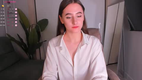 Snapshot of helena_lorente chatting on 11.03.25 Helen online show from 11.03.25