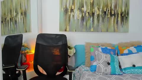 Snapshot of helena_santos01 chatting on 09.27.25 Helena Santos online show from 09.27.25