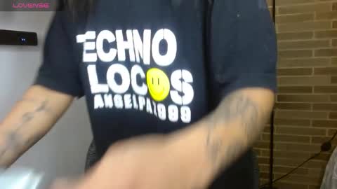 Snapshot of helenacyruss666 chatting on 11.03.25 Only 18 cyrus online show from 11.03.25