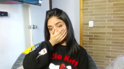 Snapshot of helenacyruss666 chatting on 11.14.25 Only 18 cyrus online show from 11.14.25