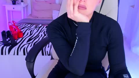 Helena online show from 12.14.24