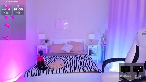 Helena online show from 02.02.25