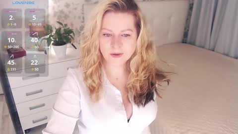 Helena Bonham online show from 01.30.25