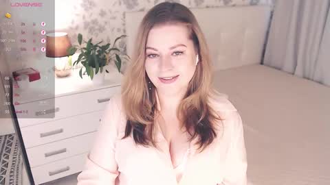 Helena Bonham online show from 10.08.25