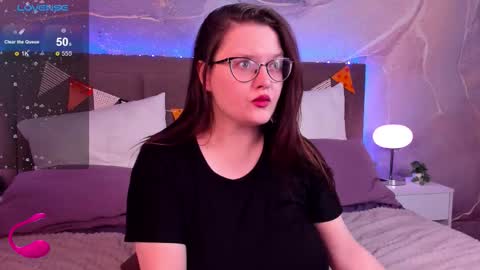 helendanvers online show from 11.09.25