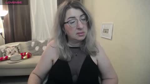 helenenigma online show from 12.13.25