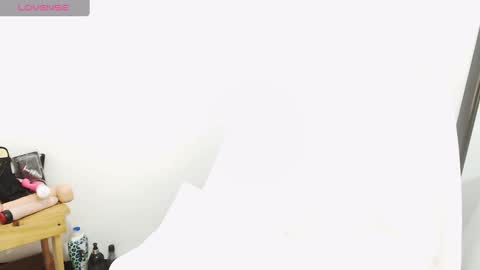 Snapshot of helennamartinez chatting on 12.20.24 helennamartinez online show from 12.20.24