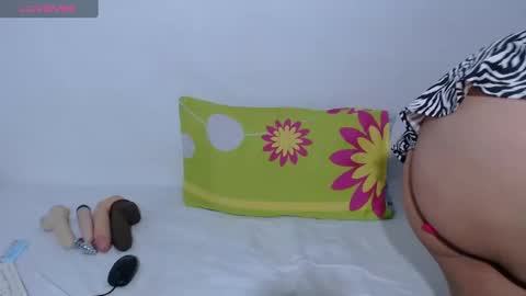 Snapshot of helennamartinez chatting on 02.09.25 helennamartinez online show from 02.09.25